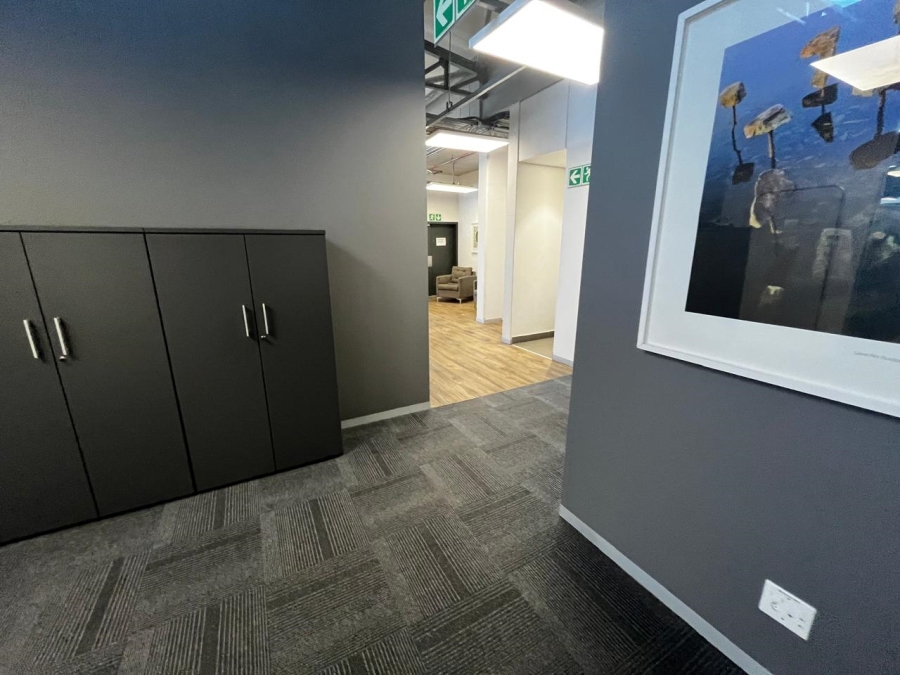 To Let commercial Property for Rent in Bo Oakdale Western Cape